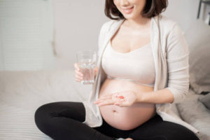 what happens if you don't take prenatal vitamins while pregnant